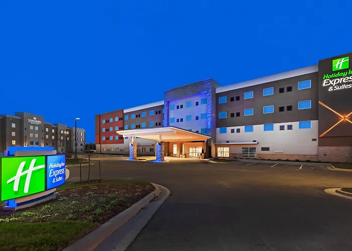 Holiday Inn Express & Suites - Lenexa - Overland Park Area By Ihg